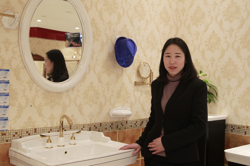 圖說:居然之家中陸店品牌商戶——慢·托?斯
