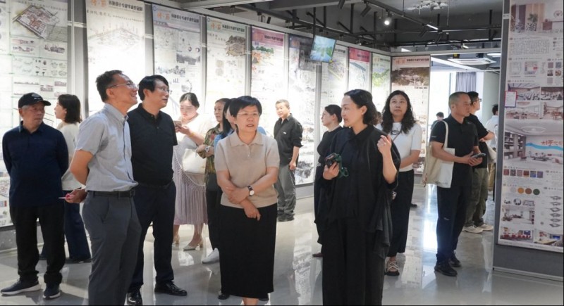 1_河南工程學院藝術設計學院畢業設計展182
